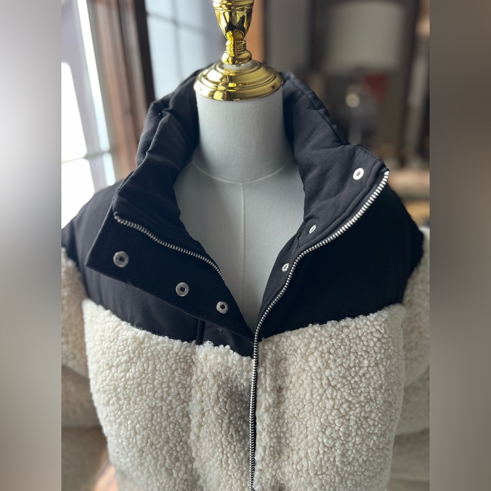 Maje Black Cream High Pile Fleece Faux Shearling Hoodie Puffer Jacket Sz 0 (XS) - Picture 9 of 16